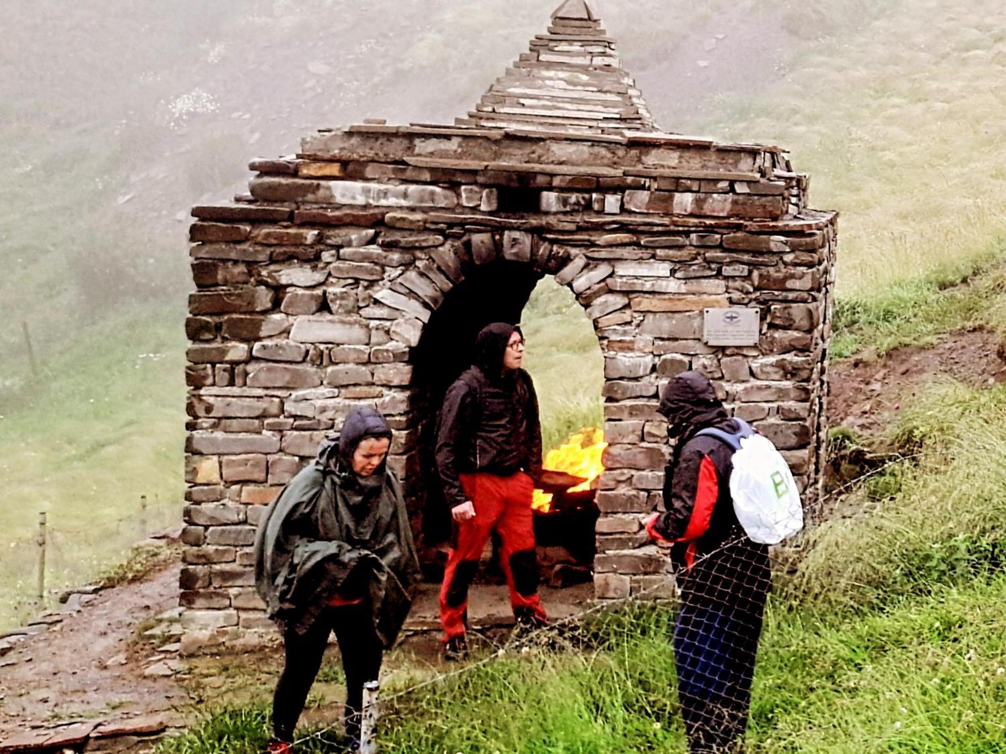 Xinaliq Khinalig Izzet'S Riverside Home Stay Buitenkant foto