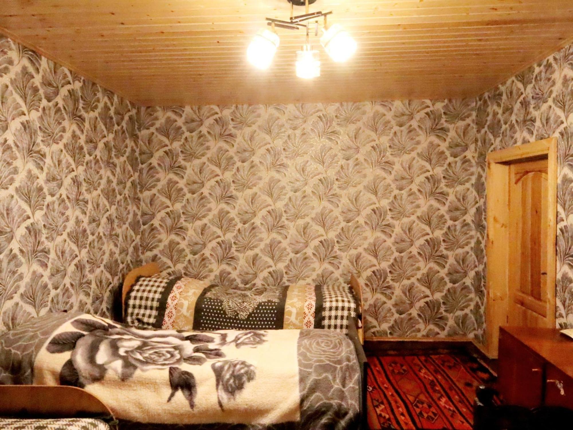 Xinaliq Khinalig Izzet'S Riverside Home Stay Buitenkant foto